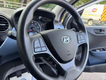 Hyundai i10 1.0 SE Euro 5 5dr