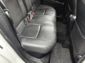 Toyota C-HR 1.8 VVT-h Dynamic CVT Euro 6 (s/s) 5dr