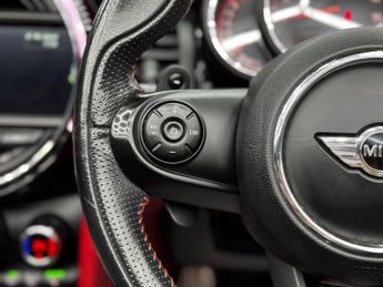 MINI Convertible 2.0 John Cooper Works Auto Euro 6 (s/s) 2dr
