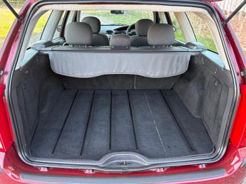 Ford Focus 1.6i 16v Zetec 5dr