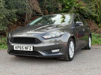 Ford Focus 1.6 Zetec Powershift Euro 6 5dr