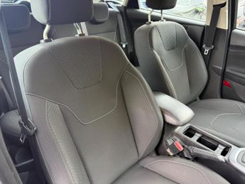 Ford Focus 1.6 Zetec Powershift Euro 6 5dr