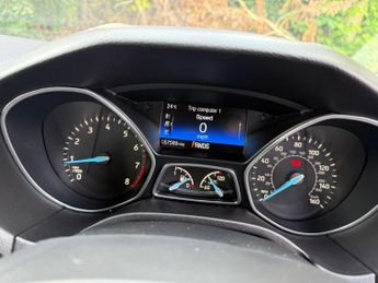 Ford Focus 1.6 Zetec Powershift Euro 6 5dr