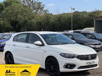 Fiat Tipo 1.4 MPI Lounge Euro 6 5dr
