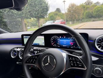 Mercedes-Benz A Class 1.3 A180h MHEV Sport (Executive) 7G-DCT Euro 6 (s/s) 5dr
