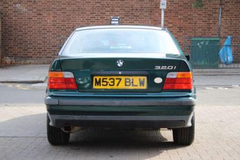 BMW 3 Series 2.0 320i SE 4dr