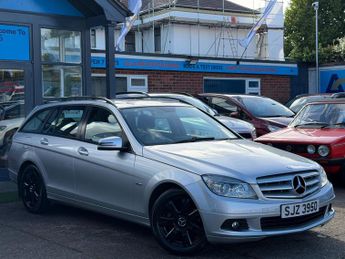 Mercedes-Benz C Class 2.1 C200 CDI BlueEfficiency Executive SE Estate 5dr Diesel Auto 