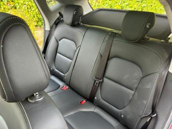 MG MG ZS 44.5kWh Exclusive Auto 5dr