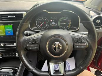 MG MG ZS 44.5kWh Exclusive Auto 5dr