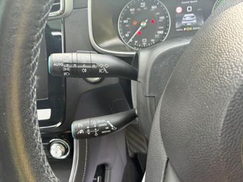 MG MG ZS 44.5kWh Exclusive Auto 5dr