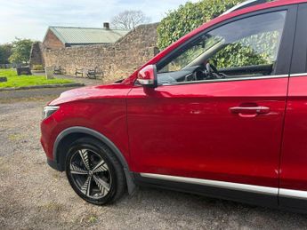 MG MG ZS 44.5kWh Exclusive Auto 5dr