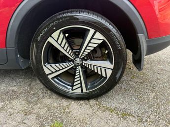MG MG ZS 44.5kWh Exclusive Auto 5dr