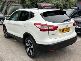 Nissan Qashqai 1.2 DIG-T n-tec+ XTRON 2WD Euro 6 (s/s) 5dr