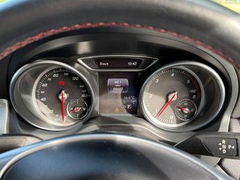 Mercedes-Benz CLA 2.1 CLA220d AMG Line Coupe 7G-DCT Euro 6 (s/s) 4dr
