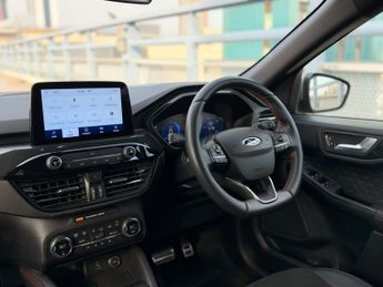 Ford Kuga 2.5 EcoBoost Duratec 14.4kWh ST-Line X First Edition CVT Euro 6 