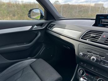 Audi Q3 1.4 TFSI CoD S line Edition S Tronic Euro 6 (s/s) 5dr