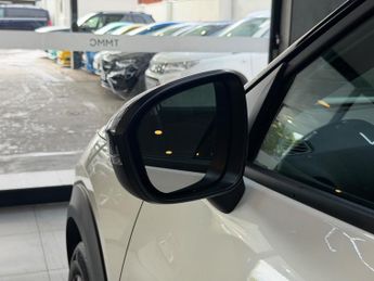 Nissan Juke 1.0 DIG-T Acenta DCT Auto Euro 6 (s/s) 5dr