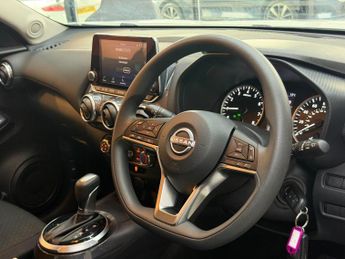 Nissan Juke 1.0 DIG-T Acenta DCT Auto Euro 6 (s/s) 5dr