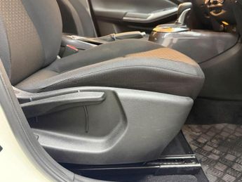 Nissan Juke 1.0 DIG-T Acenta DCT Auto Euro 6 (s/s) 5dr