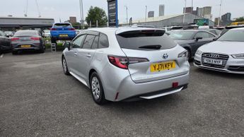 Toyota Corolla 1.8 VVT-h Icon Touring Sports 5dr Petrol Hybrid CVT Euro 6 (s/s)