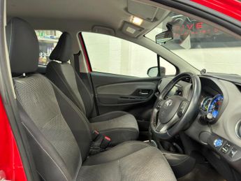 Toyota Yaris 1.5 VVT-h Icon E-CVT Euro 6 5dr