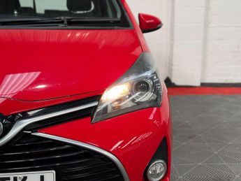 Toyota Yaris 1.5 VVT-h Icon E-CVT Euro 6 5dr