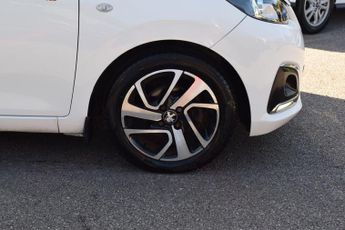 Peugeot 108 1.2 PureTech Roland Garros Top! Euro 6 3dr