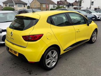 Renault Clio 1.2 16V Dynamique MediaNav Euro 5 5dr
