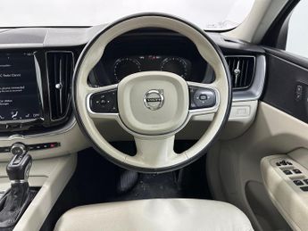 Volvo XC60 2.0 T5 Momentum Auto AWD Euro 6 (s/s) 5dr