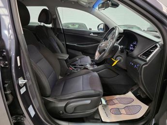 Hyundai TUCSON 1.7 CRDi Blue Drive SE DCT Euro 6 (s/s) 5dr