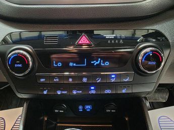 Hyundai TUCSON 1.7 CRDi Blue Drive SE DCT Euro 6 (s/s) 5dr