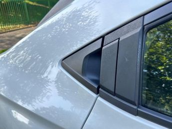 Honda HR-V 1.5 h i-MMD Elegance CVT Euro 6 (s/s) 5dr
