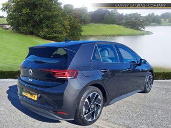 Volkswagen ID.3 Pro Performance 58kWh Life Auto 5dr