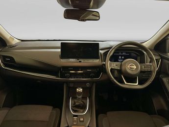 Nissan Qashqai 1.3 DIG-T MHEV N-Connecta SUV 5dr Petrol Hybrid Manual Euro 6 (s