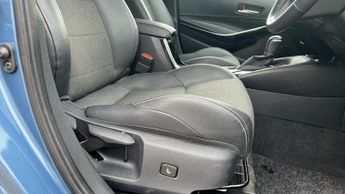 Toyota Corolla 1.8 VVT-h GPF Design Touring Sports 5dr Petrol Hybrid CVT Euro 6
