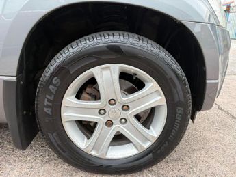 Suzuki Grand Vitara 2.0 16V Auto 4WD Euro 4 5dr