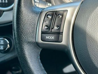 Toyota Yaris 1.5 VVT-h Trend CVT Euro 5 5dr