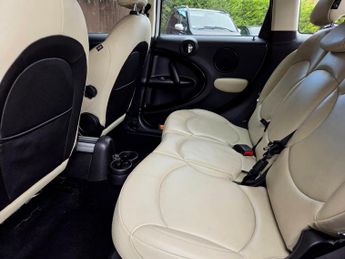 MINI Countryman 2.0 Cooper D Auto Euro 5 5dr