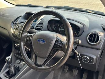 Ford Ka+ 1.2 Ti-VCT Zetec Euro 6 5dr