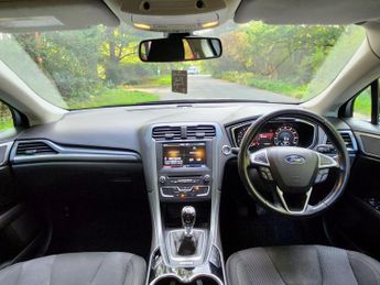 Ford Mondeo 1.6 TDCi ECOnetic Titanium Euro 5 (s/s) 5dr