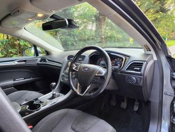 Ford Mondeo 1.6 TDCi ECOnetic Titanium Euro 5 (s/s) 5dr