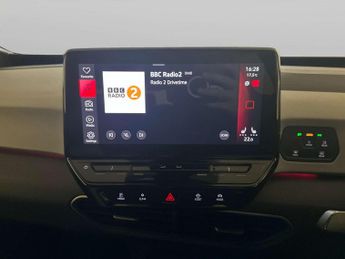 Volkswagen ID.3 Pro Performance 58kWh Life Hatchback 5dr Electric Auto (204 ps)
