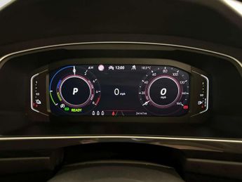 Volkswagen Tiguan 1.4 TSI 13kWh R-Line SUV 5dr Petrol Plug-in Hybrid DSG Euro 6 (s