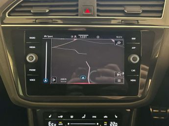 Volkswagen Tiguan 1.4 TSI 13kWh R-Line SUV 5dr Petrol Plug-in Hybrid DSG Euro 6 (s