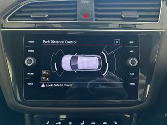 Volkswagen Tiguan 1.4 TSI 13kWh R-Line SUV 5dr Petrol Plug-in Hybrid DSG Euro 6 (s