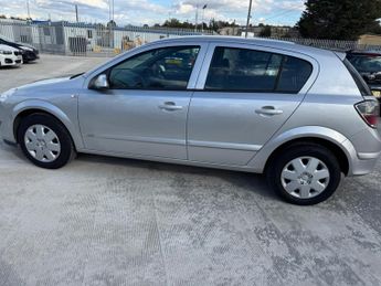 Vauxhall Astra 1.8i 16v Life 5dr