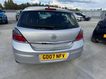 Vauxhall Astra 1.8i 16v Life 5dr