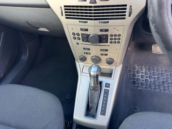 Vauxhall Astra 1.8i 16v Life 5dr