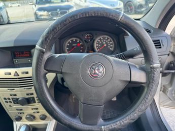 Vauxhall Astra 1.8i 16v Life 5dr
