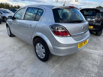 Vauxhall Astra 1.8i 16v Life 5dr